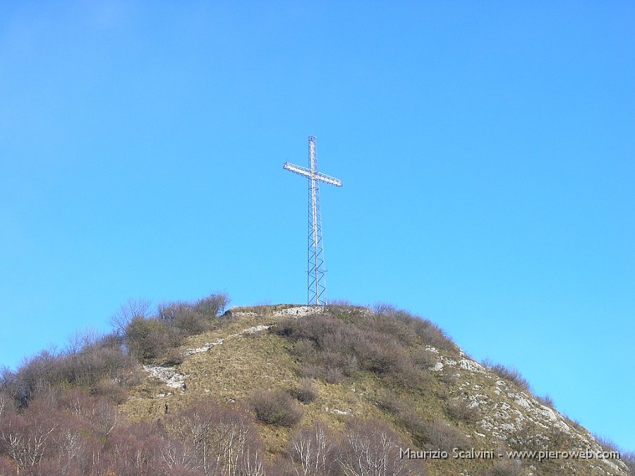 13 L'enorme Croce del Canto Alto.JPG